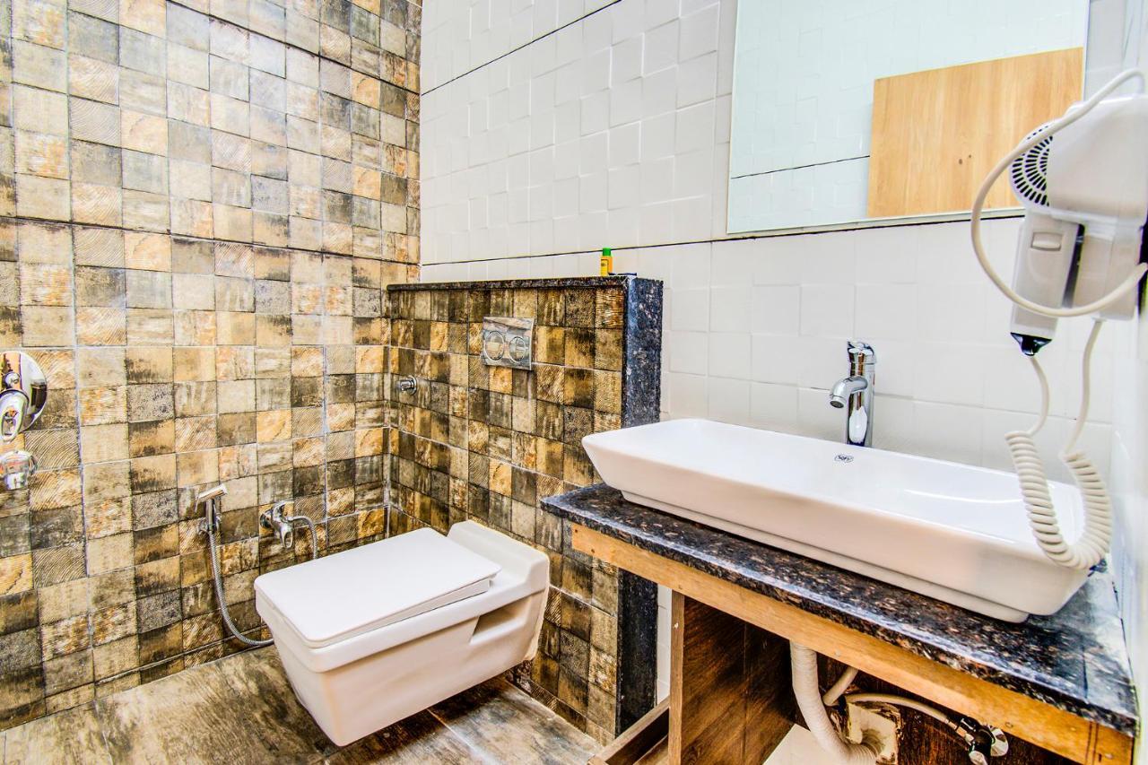 Fabhotel Prime Om Epic Vijay Nagar Indore Bagian luar foto