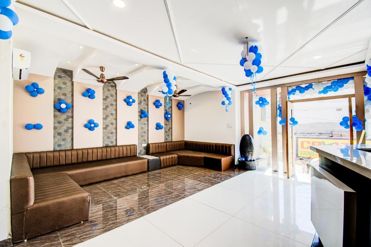 Fabhotel Prime Om Epic Vijay Nagar Indore Bagian luar foto