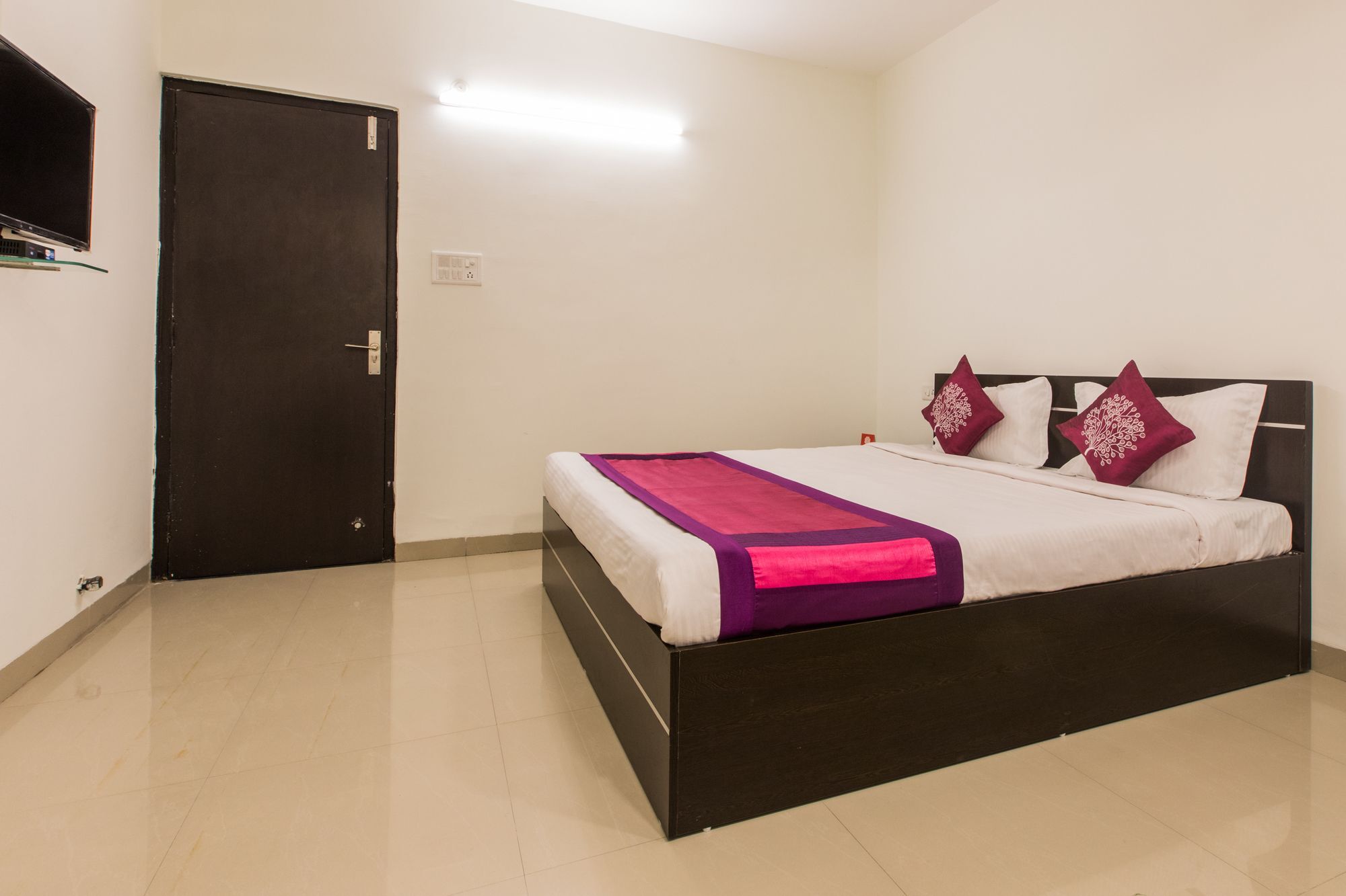 Fabhotel Prime Om Epic Vijay Nagar Indore Bagian luar foto